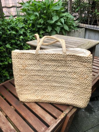 Grosser Palmblattshopper von Harrods