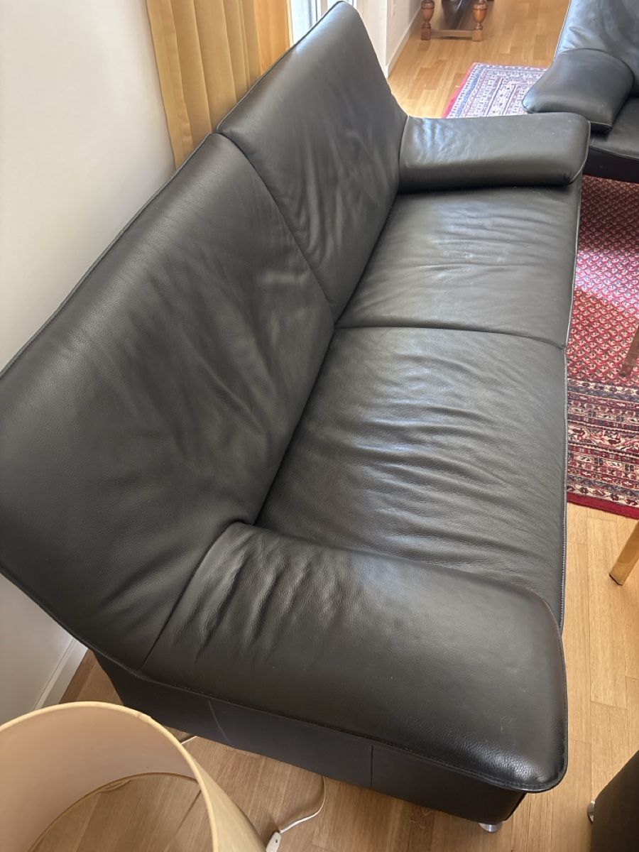 Sofas: Ledersofa 3er, 2er und Sessel – Gebraucht aus Winterthur von Pescheweber 5