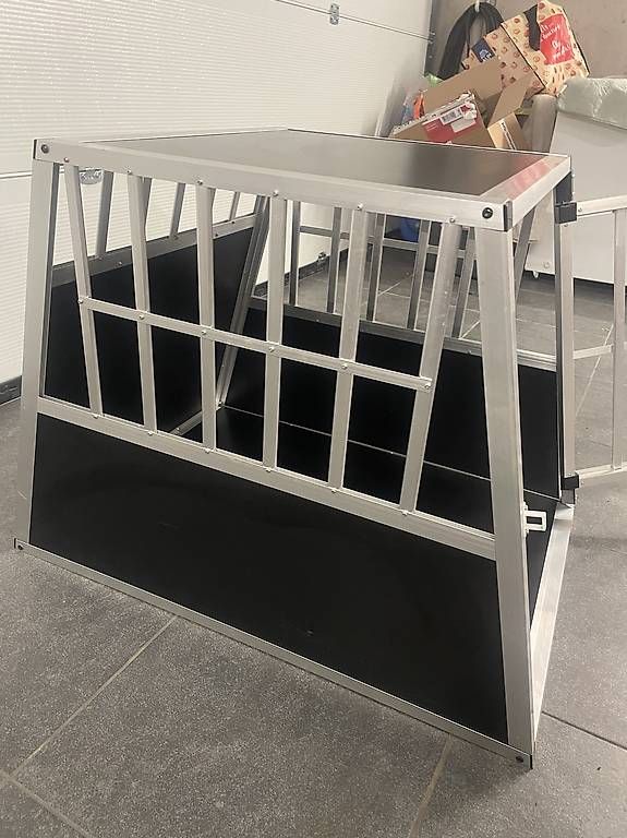 Gabbie, trasporto & Sicurezza: Auto Hundebox  – Usato da Stettfurt venduto da soeins 2