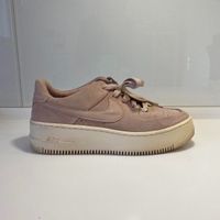 Nike Air Force 1 Sage Low ‚Particle Beige‘, Size 38.5