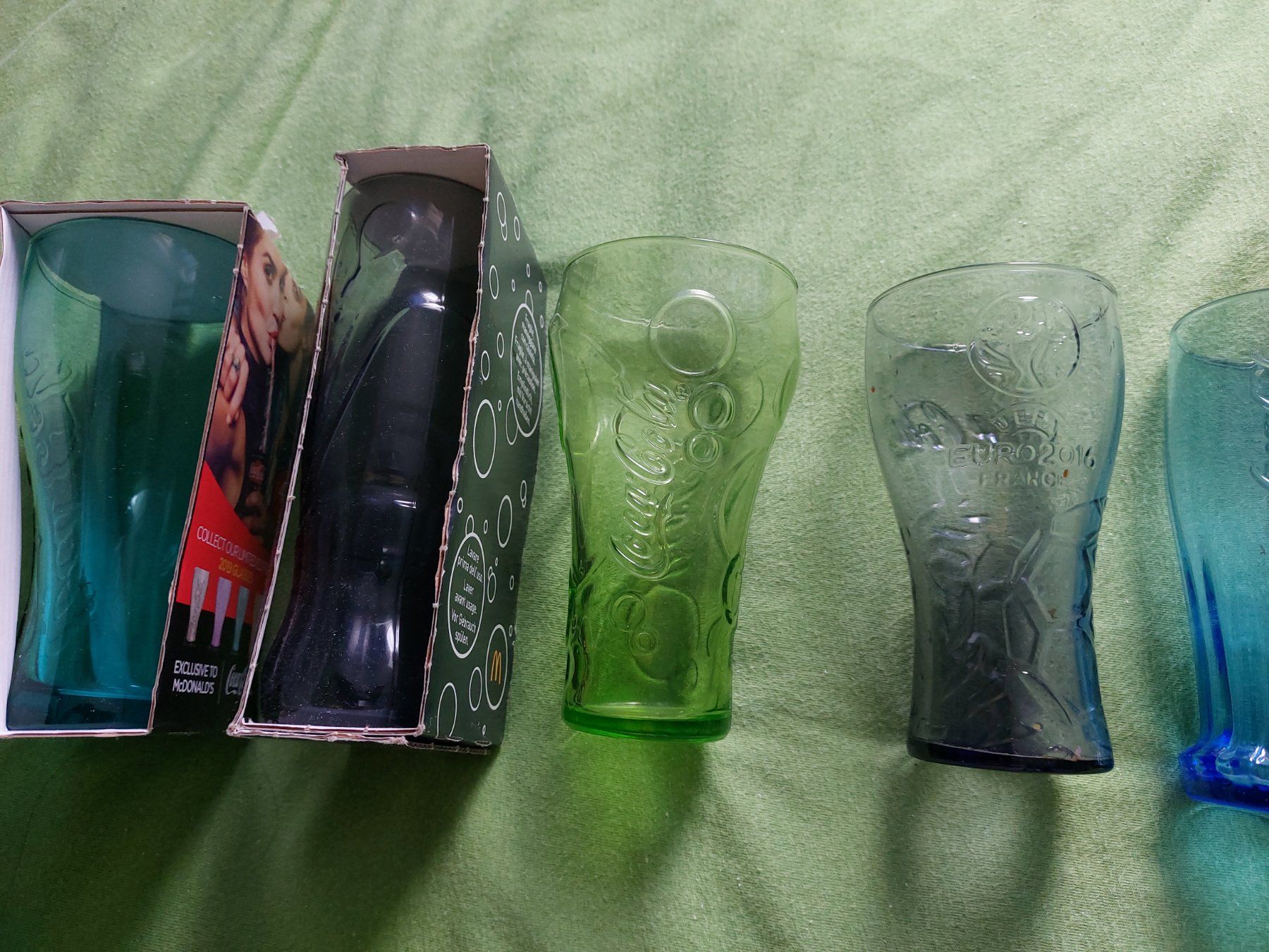 Coca-Cola Bicchieri: lot de 30 verre Coca Cola pour collection, décoration, usage – Nuovo (secondo la descrizione) da Lausanne venduto da Thy19 7