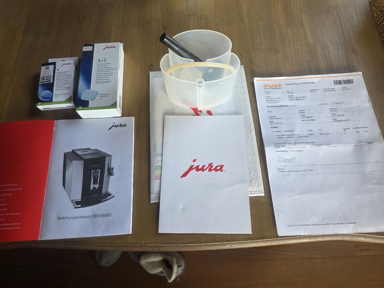 Jura Macchine per caffè & Macchine per espresso: Kaffeevollautomat Jura E801 Platin – Difettoso da Metzerlen venduto da briwoo 4