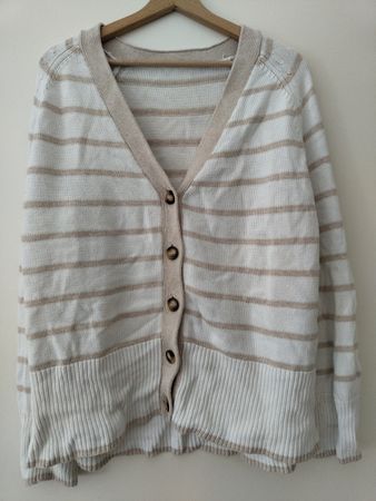 Damen Strickjacke beige-weiss gestreift Grösse XL