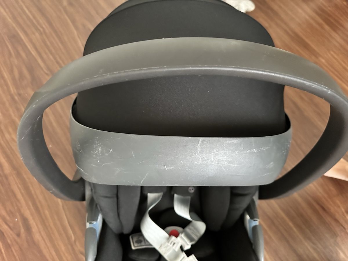 Cybex Seggiolini per auto: Cybex Cloud Z i-Size Babyschale schwarz – Usato da Uetendorf venduto da MeLe___ 2