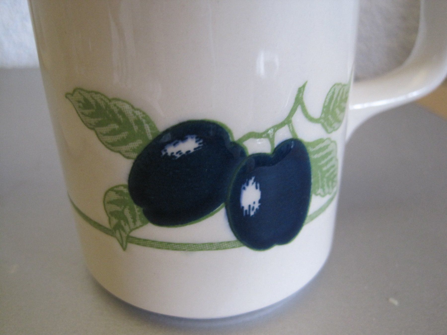Tazze: 4 TASSES AVEC FRUITS ET FLEURS – Nuovo (secondo la descrizione) da Murten venduto da Selliot 1