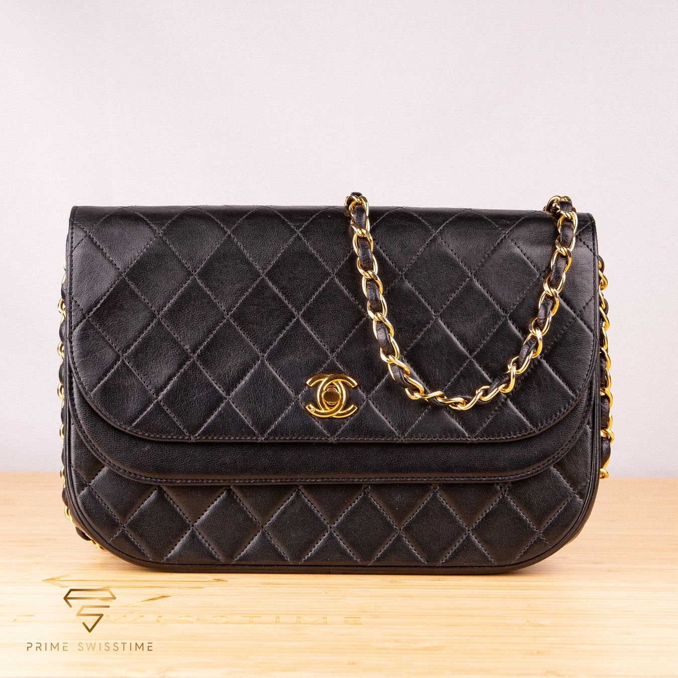 Chanel Taschen für Damen: Chanel Double Flap Black Lambskin Half Moon Bag – Gebraucht aus Luzern von PrimeSwissTime 1