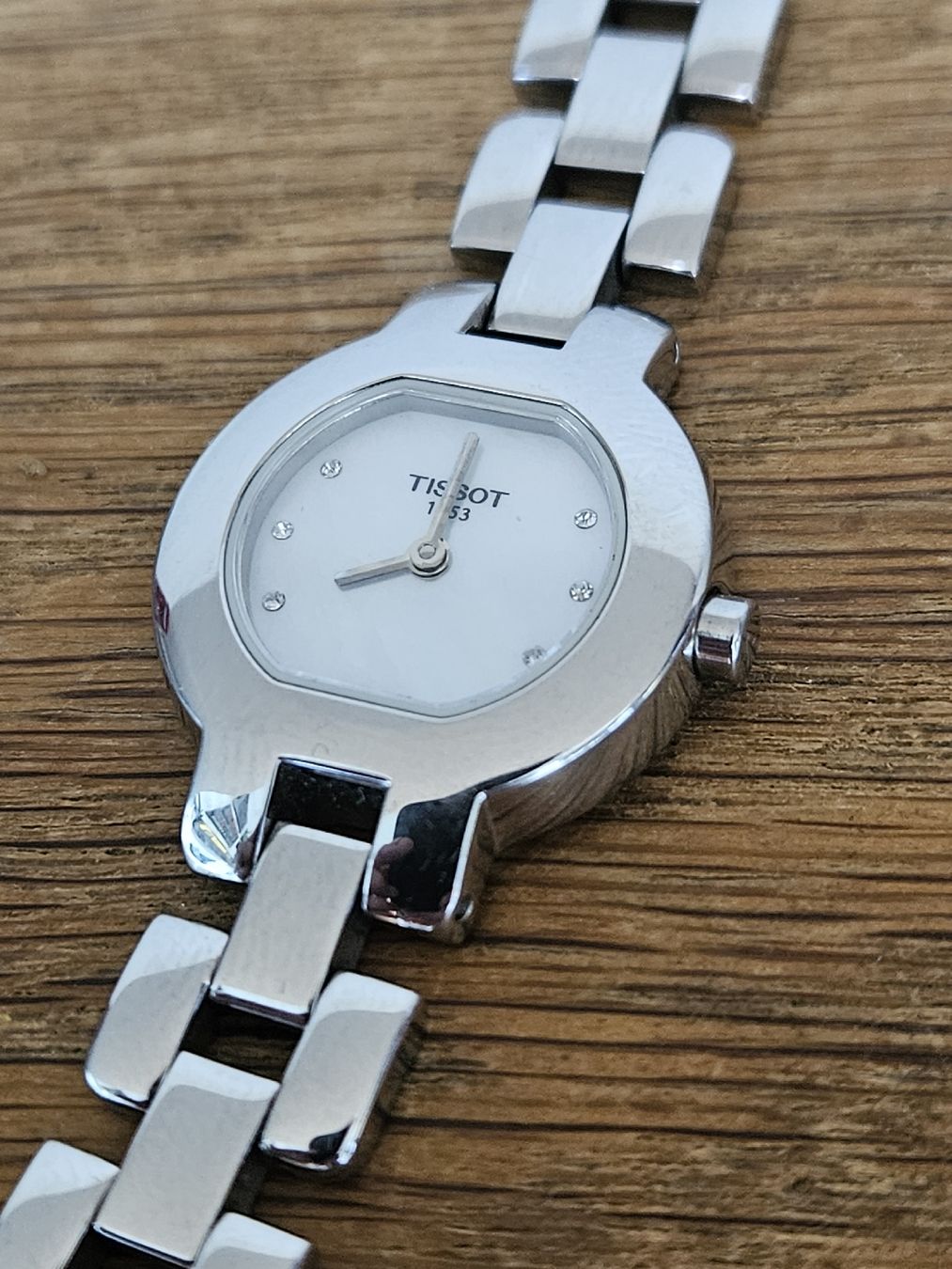 Tissot Orologi: Tissot Damenuhr 24mm – Usato da Flamatt venduto da pie_f9zm 7