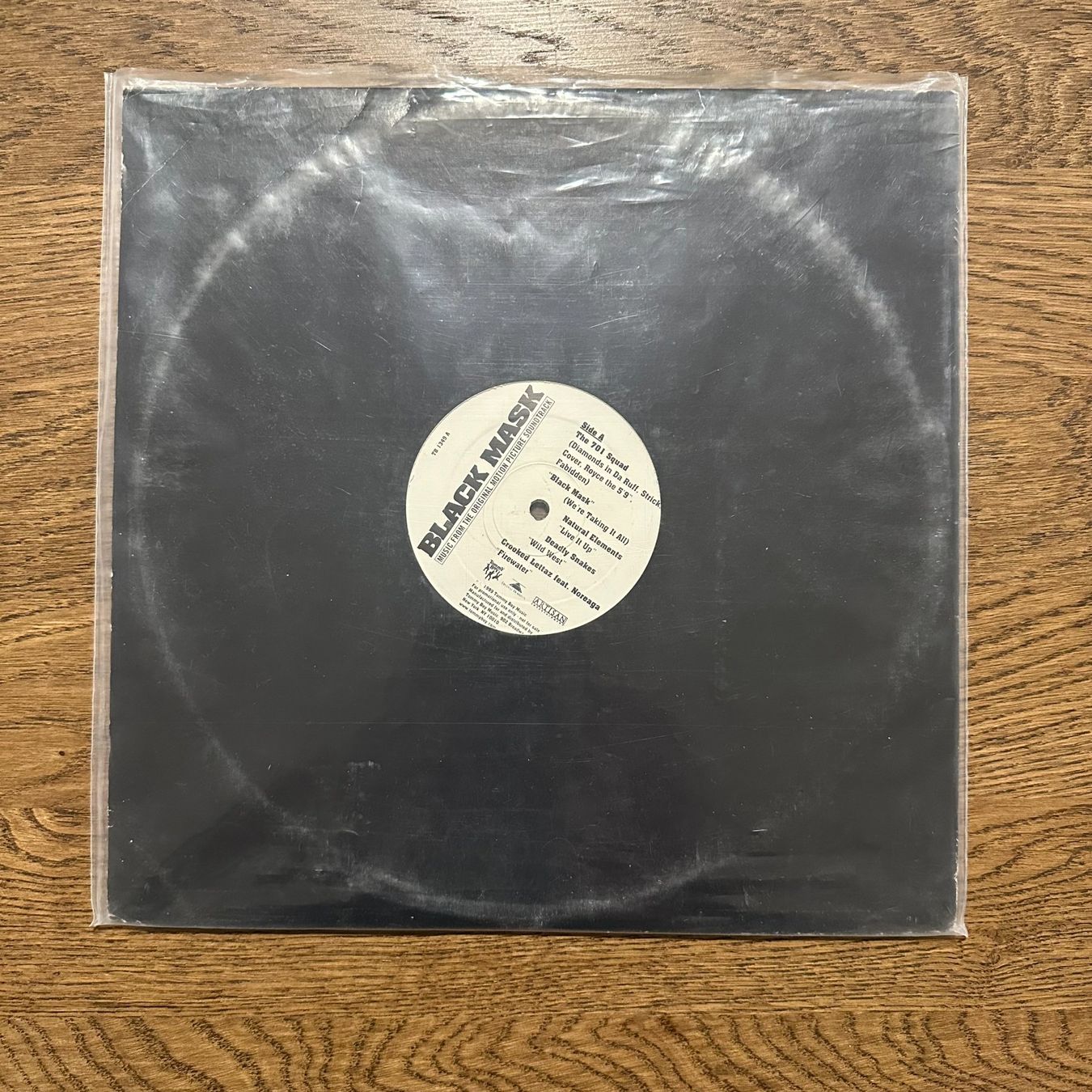 Dischi in vinile: Black Mask Soundtrack LP – Usato da Viganello venduto da md__2rd2 1