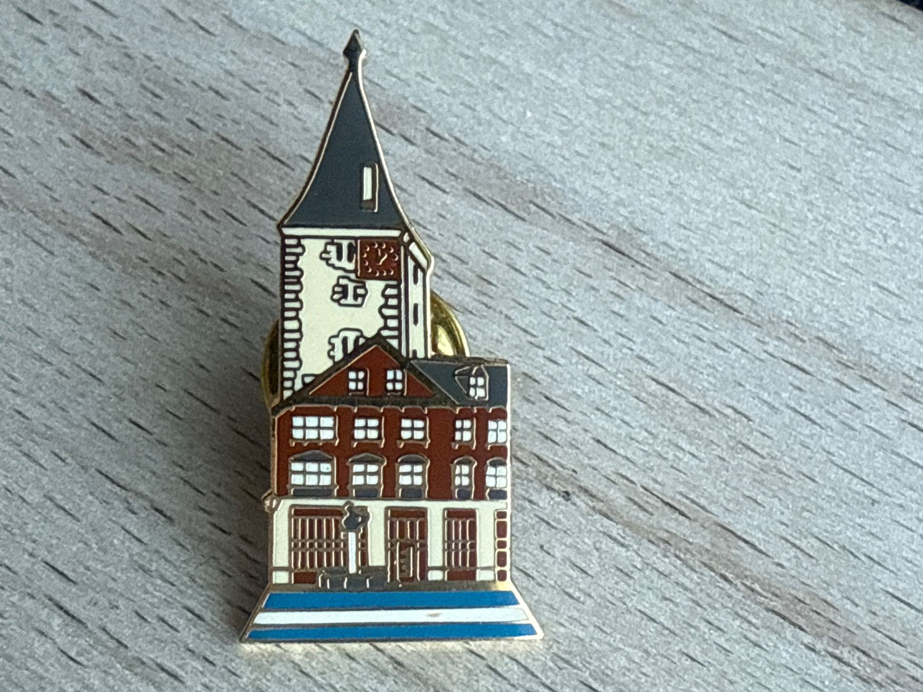Placchette & Badge: Pin Kirchenturm – Usato da Glattbrugg venduto da Schweigmatt