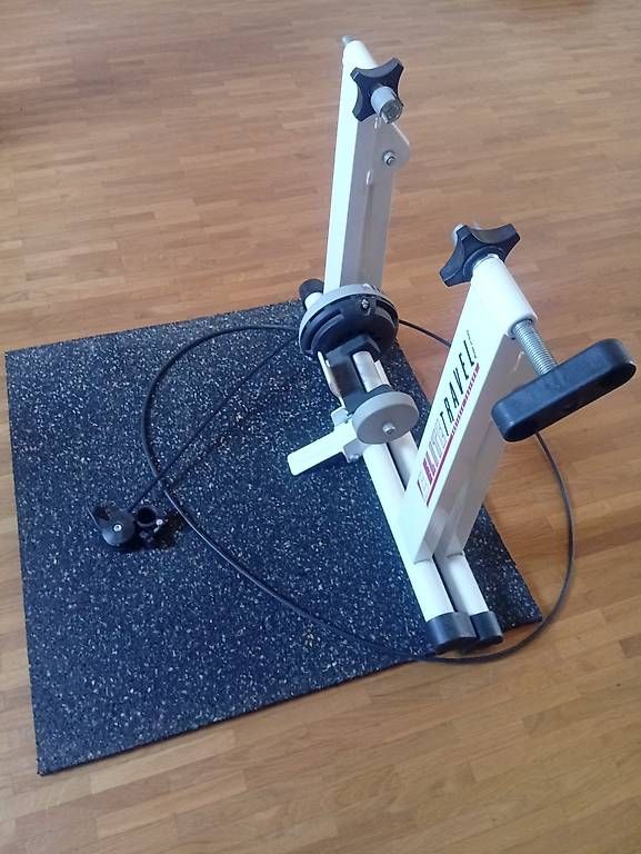 Hometrainer: Rouleau home-trainer pliable pour vélo – Gebraucht aus Eysins von Lochi1 2