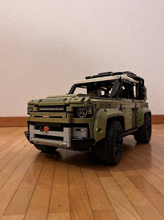 Lego Giocattoli: LEGO Technic  42110 Land Rover Defender – Usato da Gossau SG venduto da kue_667p