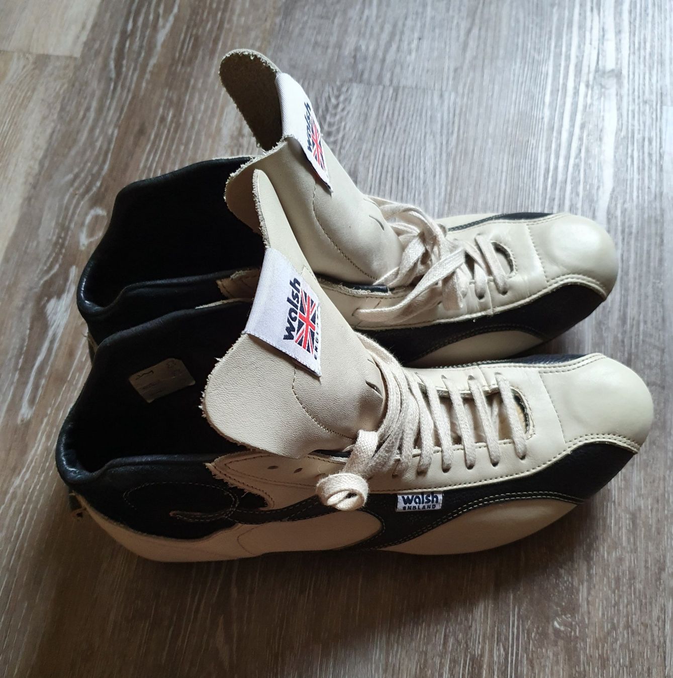 Scarpe da uomo: Norman Walsh Boots 44 EU – Usato da Basel venduto da OnutWOODLAND 2