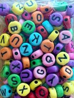Perlen / Bastelperlen Buchstaben bunt 100Stk.