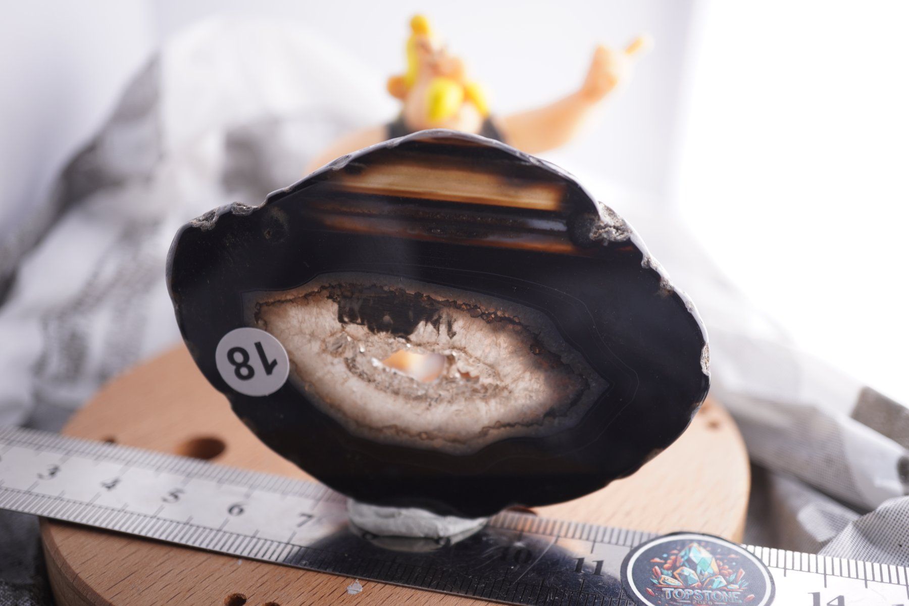 Minerali & Pietre curative: Achat  Schwarz    Scheibe    black    Ab 1.-(1) – Nuovo e nell'imballaggio originale da Eschenbach SG venduto da topstone 1