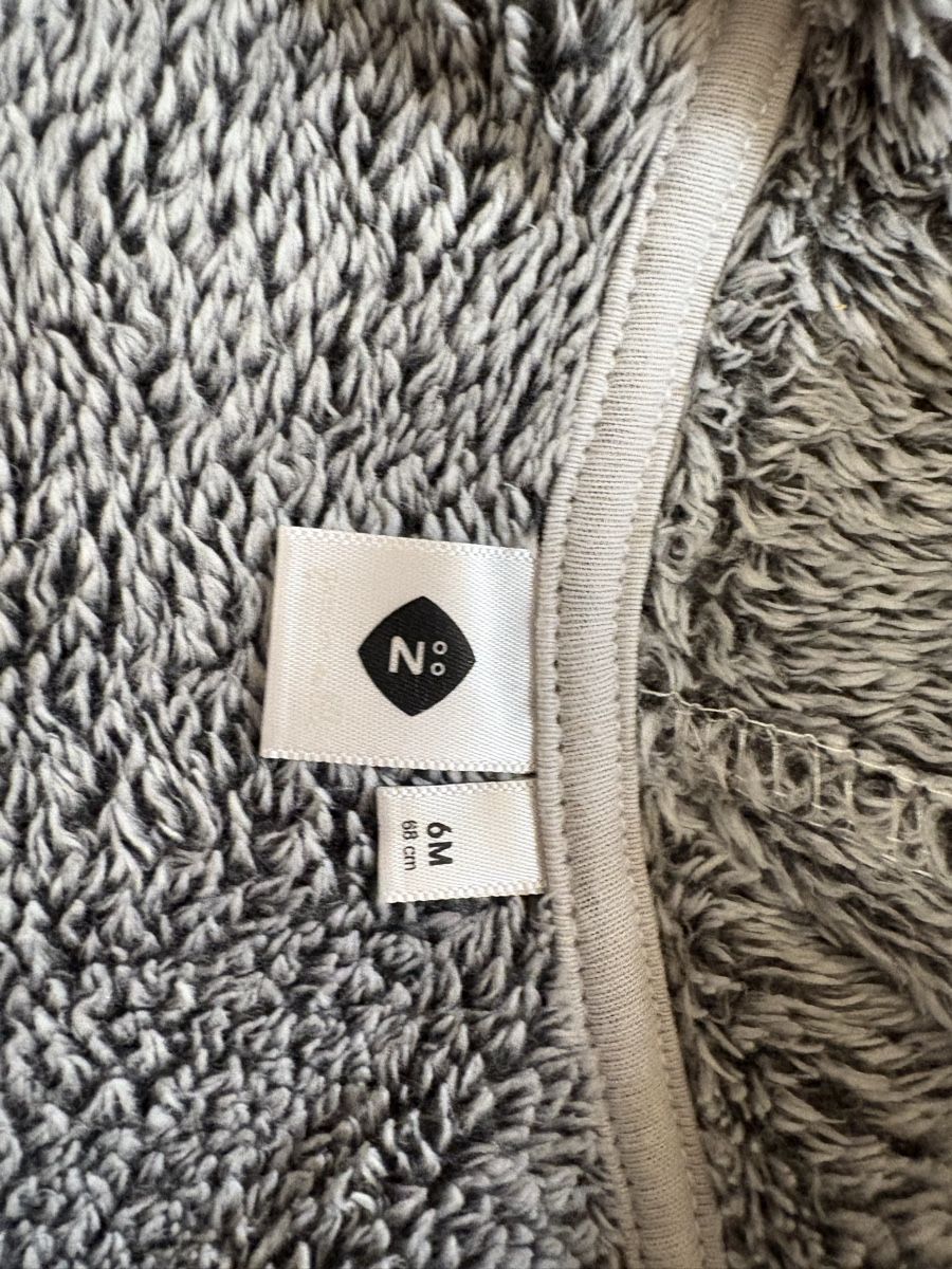 Maglioni & Felpe: Pulli 6 Monate – Usato da Zürich venduto da chemostat 2