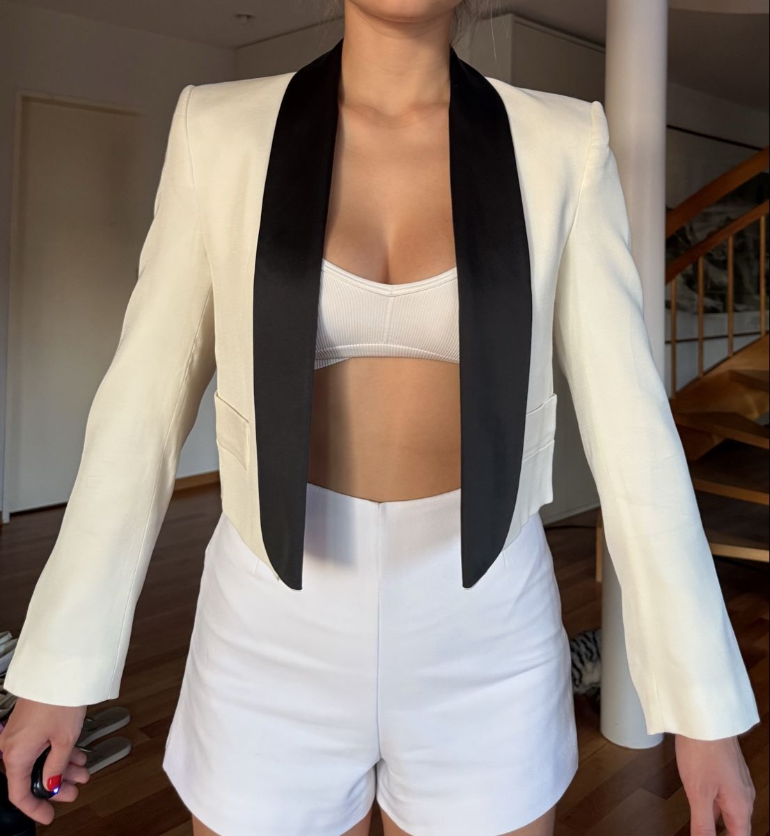 Zara Giacche: Chic White Cropped Blazer with Black Lapels - Size S – Nuovo (secondo la descrizione) da Zürich venduto da eli_t8nw 6