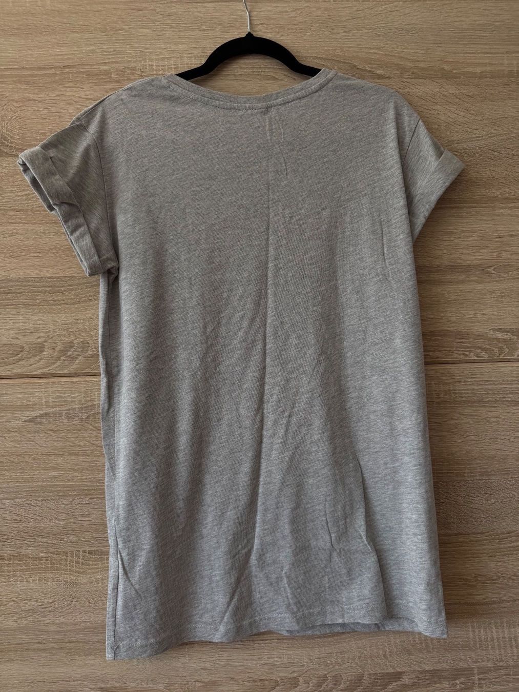 Vestiti: Robe T-shirt grise – Usato da Montreux venduto da iza_peche8 3