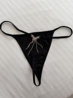 Schwarzer Slip mit Schmetterling 🦋 & Steinen, Gr. M NEU