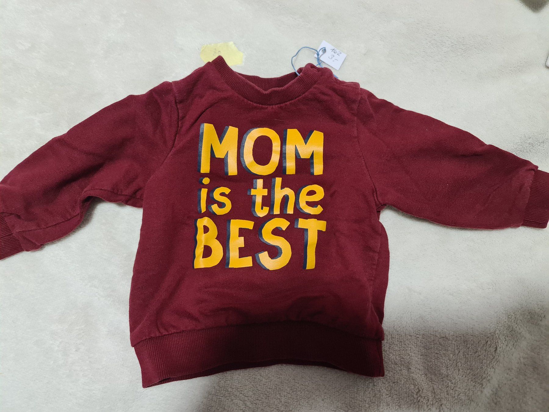 Maglioni & Felpe: Pull rouge Mom is the best taille 80cm – Usato da Orbe venduto da wulfnacht