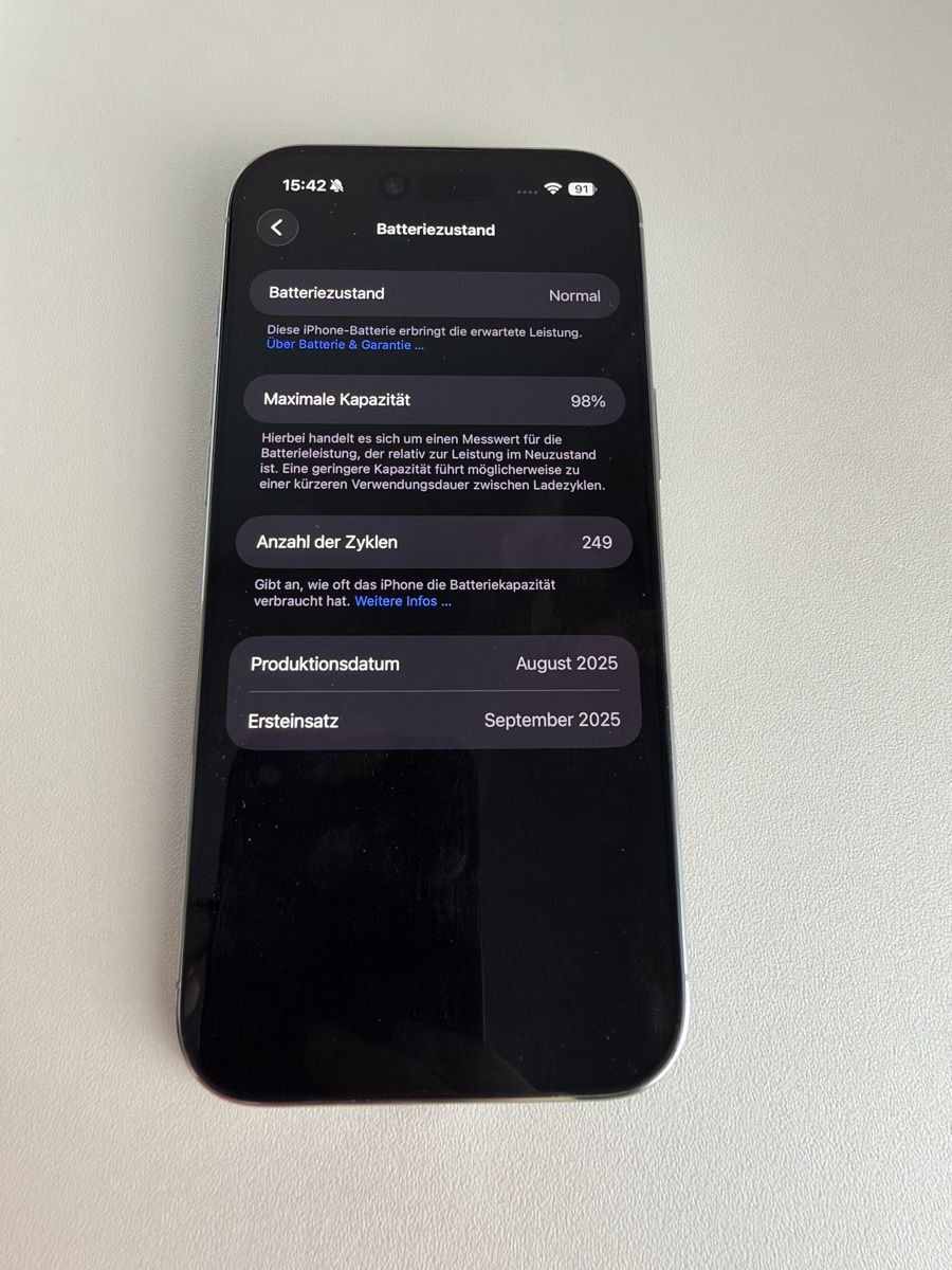 Apple Handys / Smartphones: iPhone Air 256GB Sky Blue – Gebraucht aus Züberwangen von naef_97 5