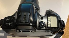 Minolta Dynax 500si Spiegelreflexkamera mit AF Zoom Objektiv