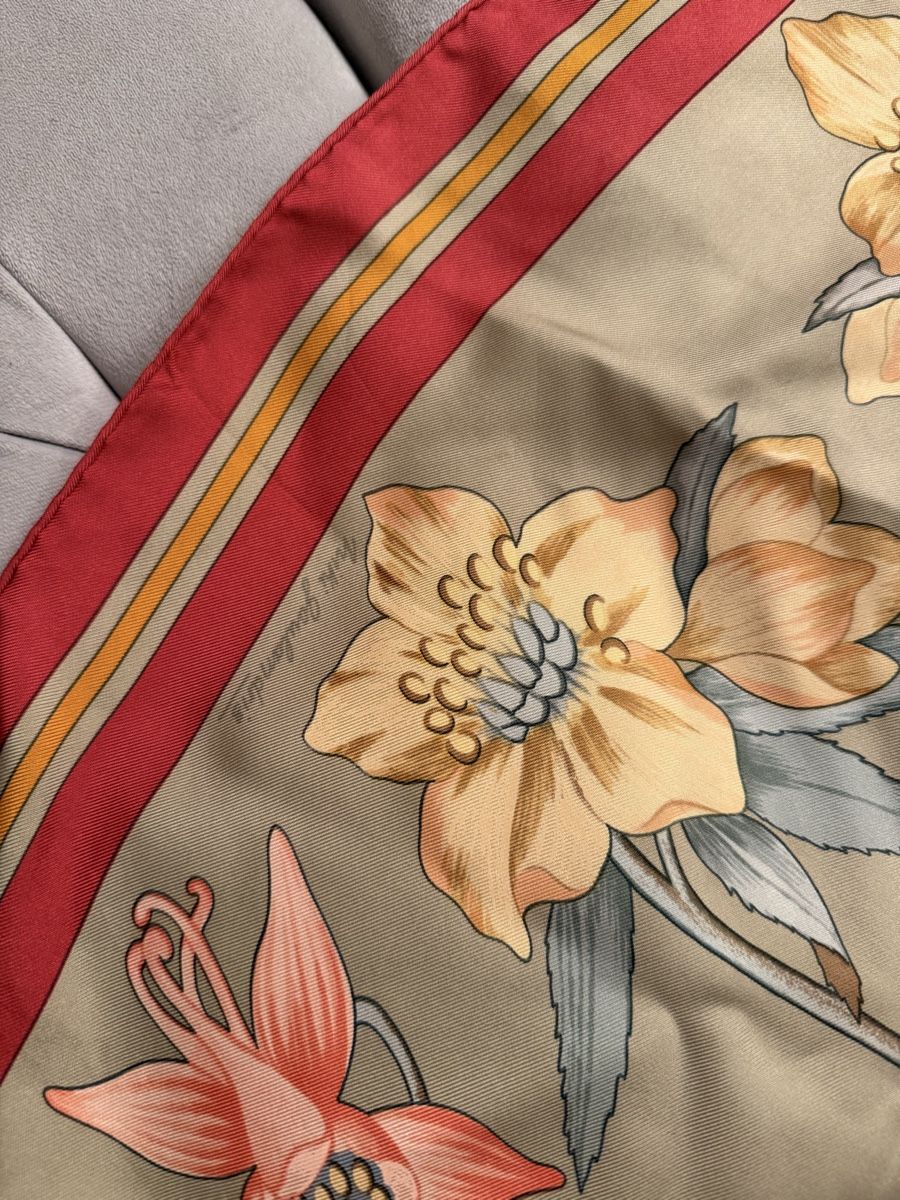 Hermès Foulard & Sciarpe: Hermes Foulard – Usato da Zürich venduto da bentley_ 2