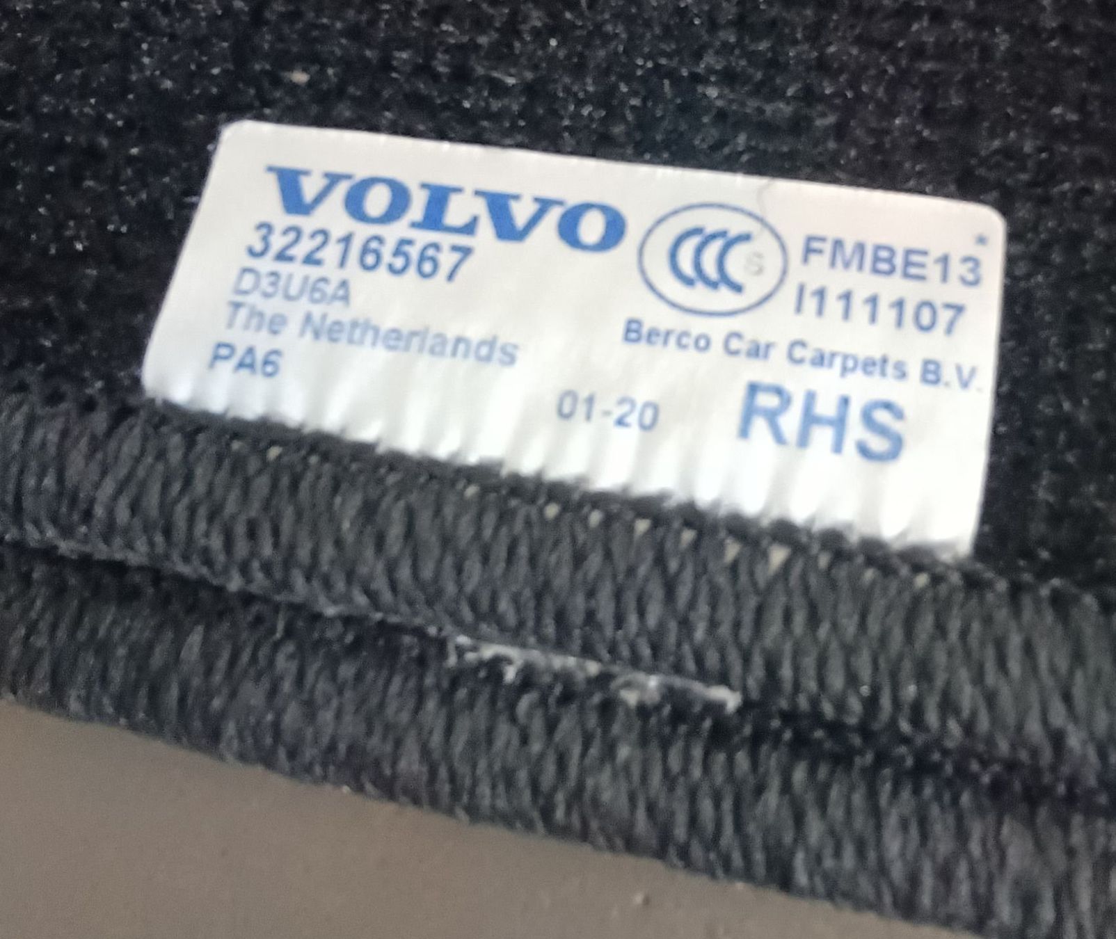 Volvo Tappeti & Tappetini: Volvo XC60 original Textilfussmatten Bodenmatten – Nuovo (secondo la descrizione) da Teufen ZH venduto da bee50two 5