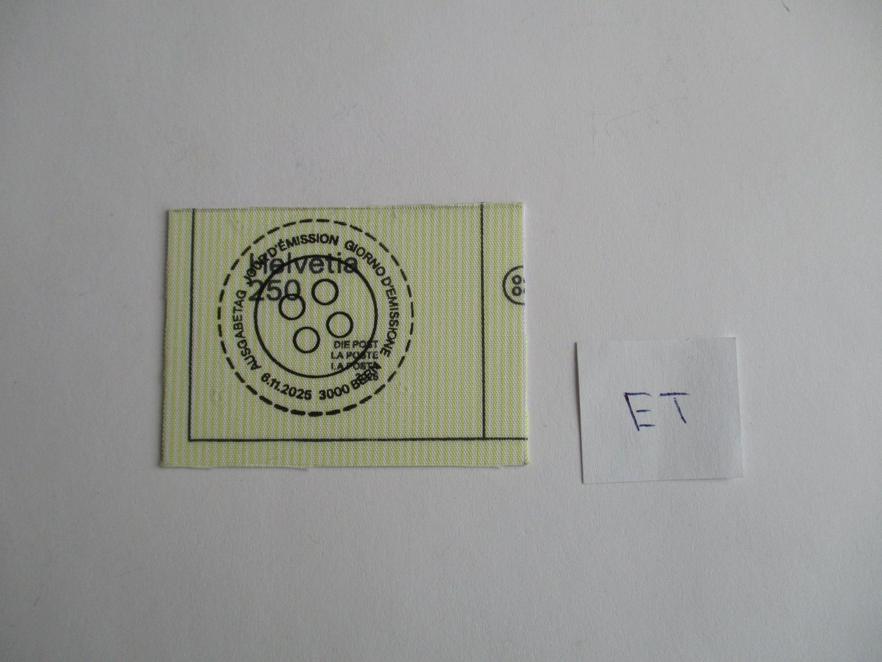Tutti i francobolli: Voll Ausgabetagsstempel Post Hemd – Usato da Langnau b. Reiden venduto da Aktuell88