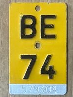 BE 74 - TÖFFLINUMMER - MOFASCHILD - PLAQUE DE MOFA - BE 74