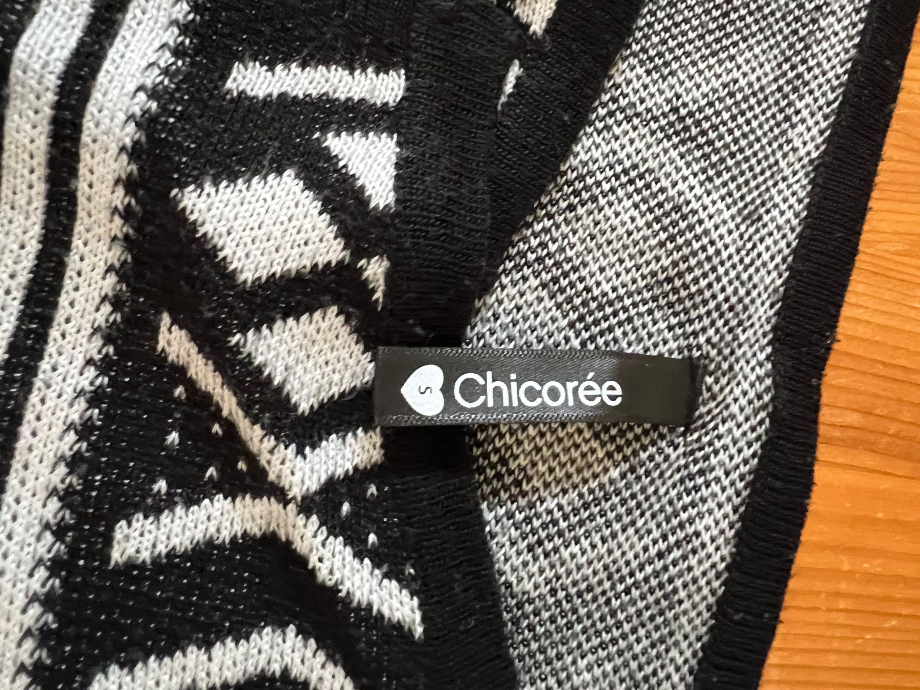 Maglioni & Felpe: Damen Langstrickjacke, Gr. S – Usato da Adliswil venduto da Myxin 2