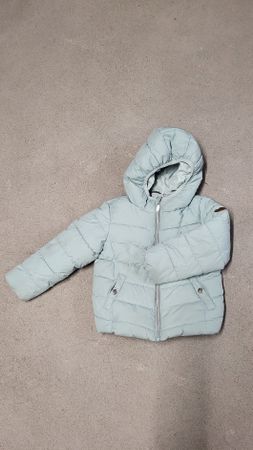 Leichte Daunenjacke Grösse 104