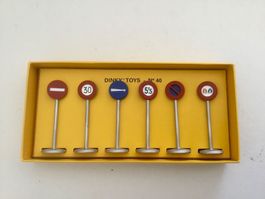 Replika Dinky Toys, Panneaux de signalisation Ville