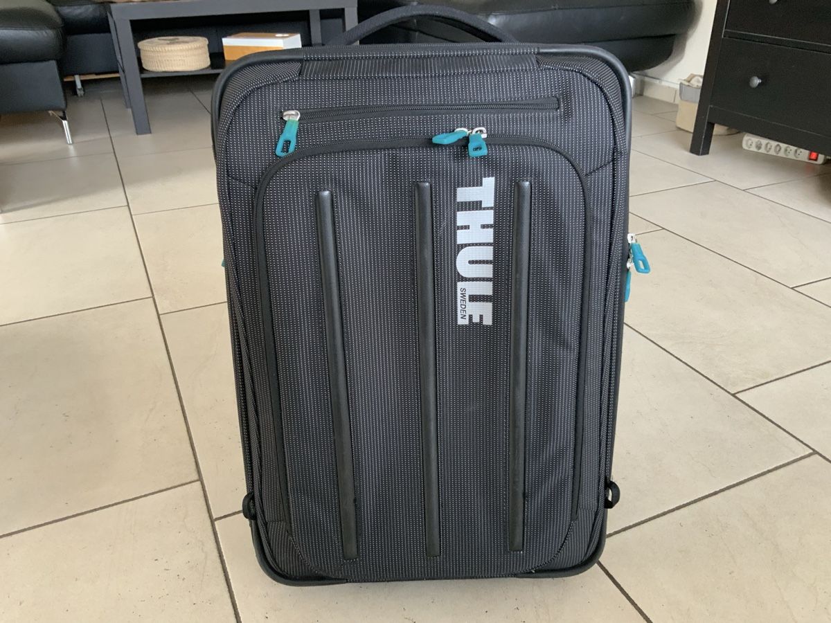 Reisekoffer: Rollkoffer Thule – Gebraucht aus Ittigen von AdiBolligen