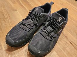 On Cloud TOP Occ. Lauf-Freizeit- Schuhe Waterproof Gr. 42,5