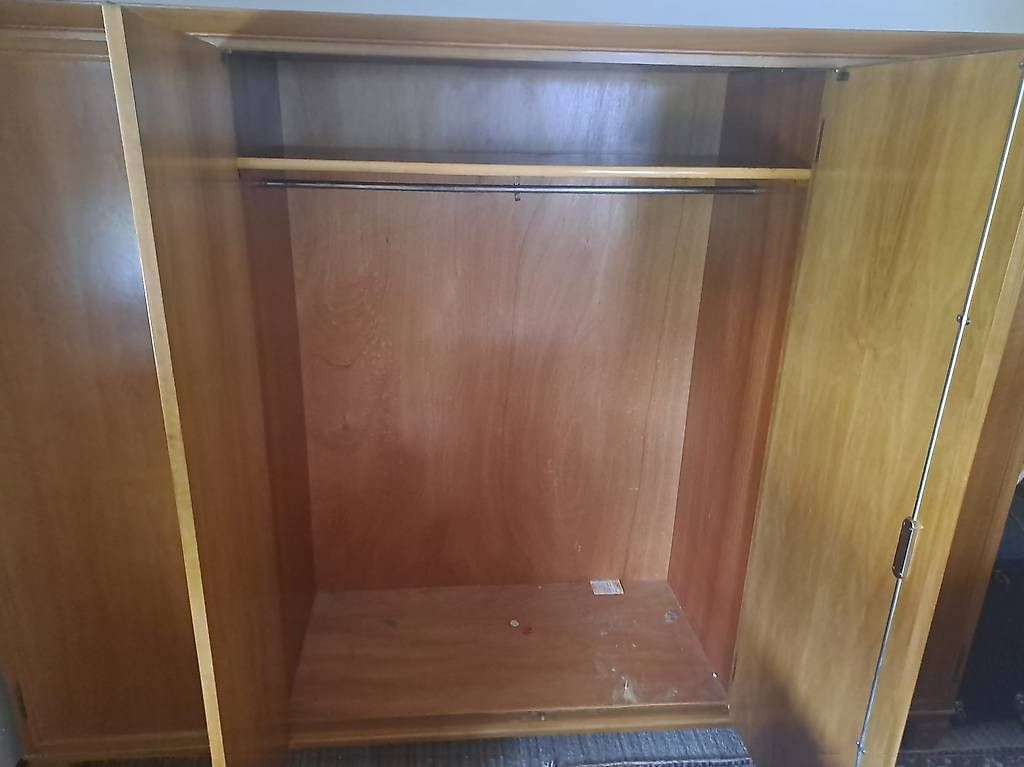 Armadi: Schrank in Männedorf – Usato da Jona venduto da Ramunschk 1