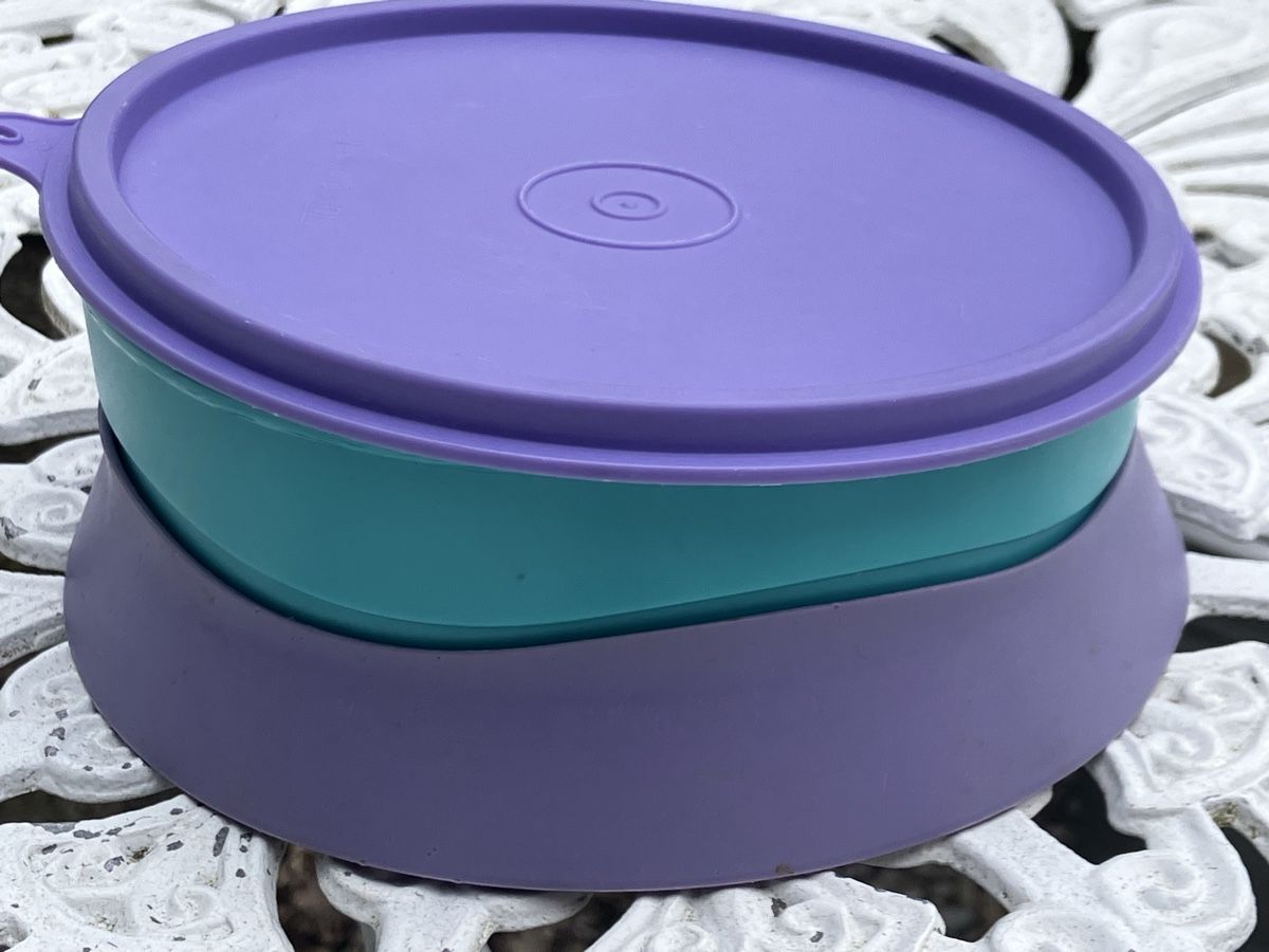 Tupperware Contenitori & Simili: Tupperware Kinderteller, luftdicht verschliessbar – Usato da Oberrüti venduto da Jomaru