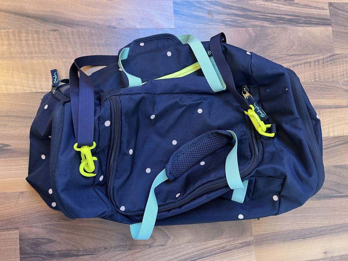 Satch Borse & Zaini: Satch Sporttasche Pretty Confetti, 25l – Usato da Toffen venduto da Schnacker 1