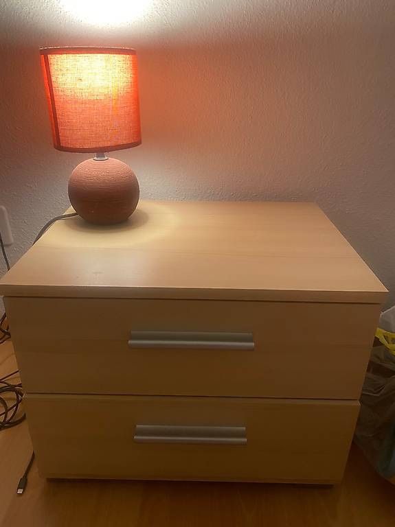 Cassettiere: Elegante Kommode aus Holz – Usato da Niederuzwil venduto da Aurora_88 1