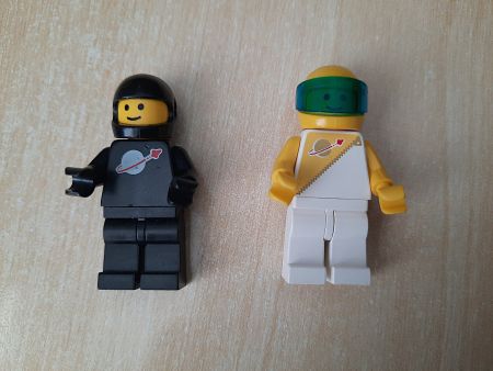 Lego Space Original:  2 Minifiguren 80er Jahr *RAR*