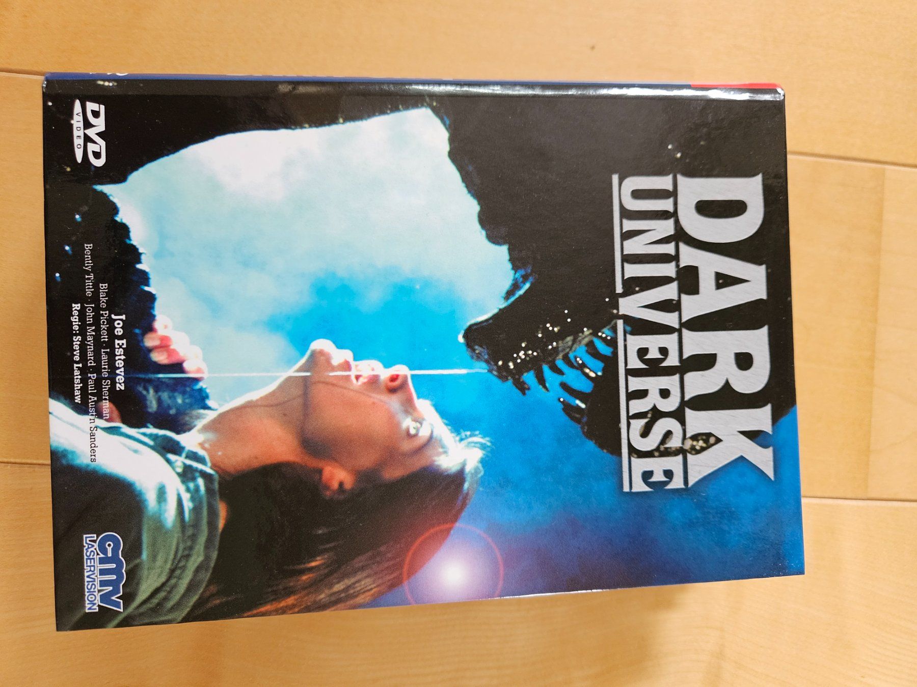 Tutti i DVDs: Dark Universe -  kleine Hartbox - CMV Laservision – Usato da Wildberg venduto da Reunionevents