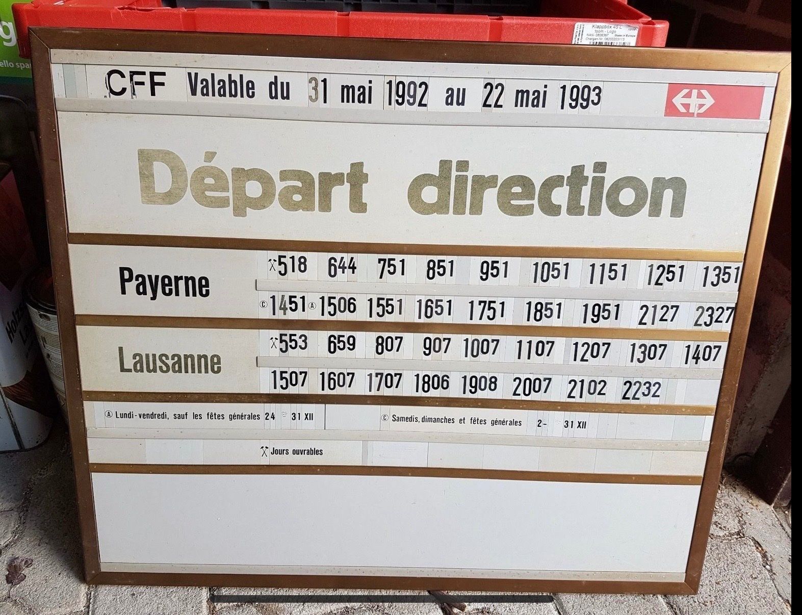 SBB/CFF/FFS Schilder: Panneau horaire SBB CFF FFS d’époque – Gebraucht aus Morrens VD von YannD02