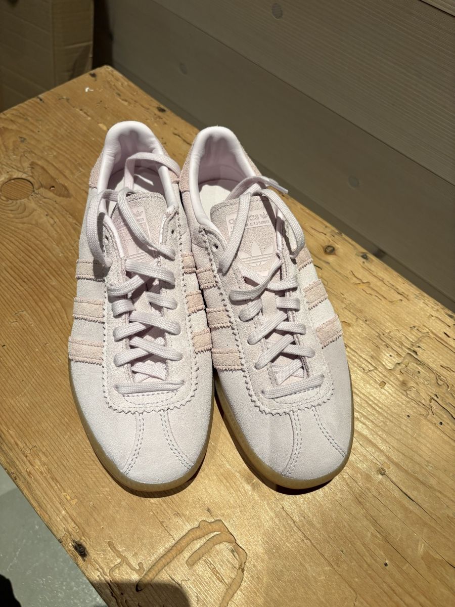 Adidas Scarpe da uomo: Adidas Sneakers  – Nuovo (secondo la descrizione) da aarau venduto da elledanielle