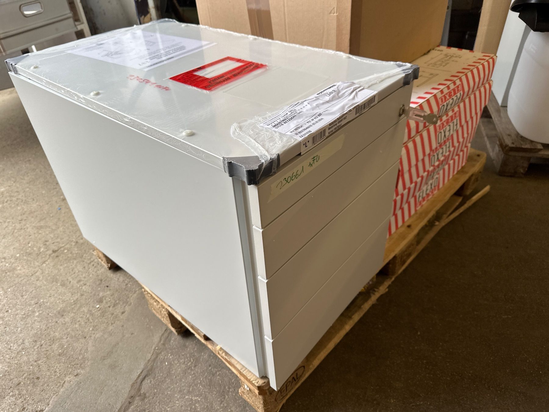 Korpus: neuer Rollcontainer 1233, 4 Schübe, mit Griffnut, weiss/weis – Neu (gemäss Beschreibung) aus Necker von liq24 1