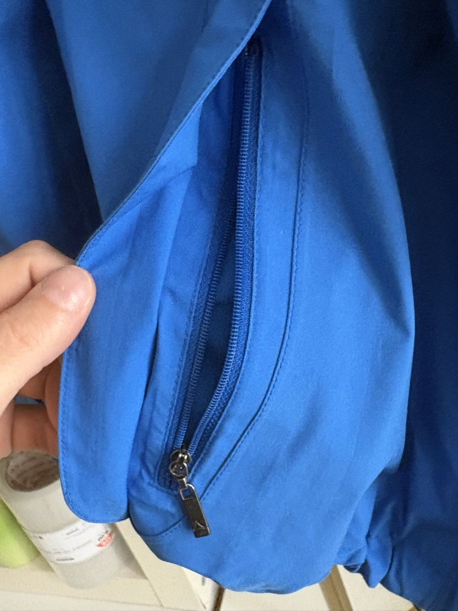 Schoeffel Giacche: Veste Schöffel Gore-Tex, Size 40 – Usato da Neuchâtel venduto da sharposneaks 2