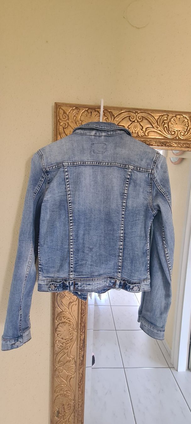 Vila Giacche: Jeans-Jacke Vila – Usato da Allschwil venduto da Virgo 1