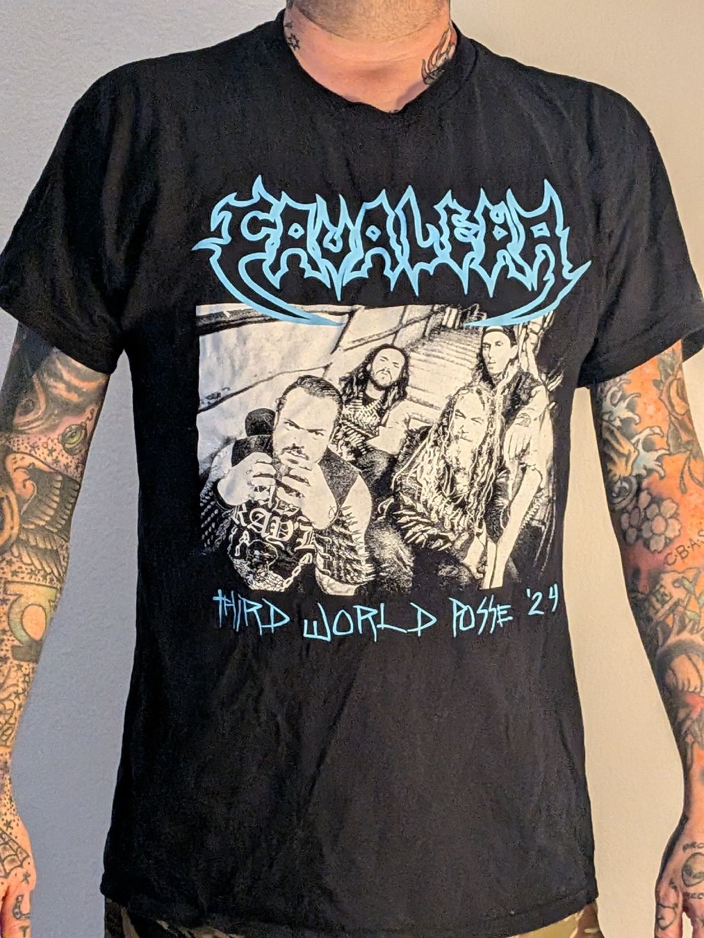 T-shirt: Cavalera EU tour 2024 – Usato da Adliswil venduto da danfarrar