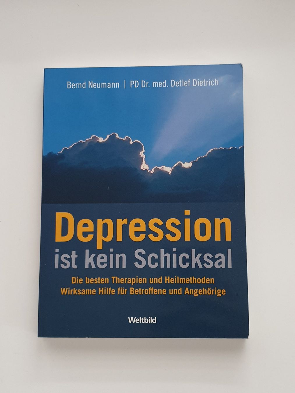 Libri: Depression ist kein Schicksal - Neumann, Dietrich Buch – Nuovo (secondo la descrizione) da Zürich venduto da pau_y8mv