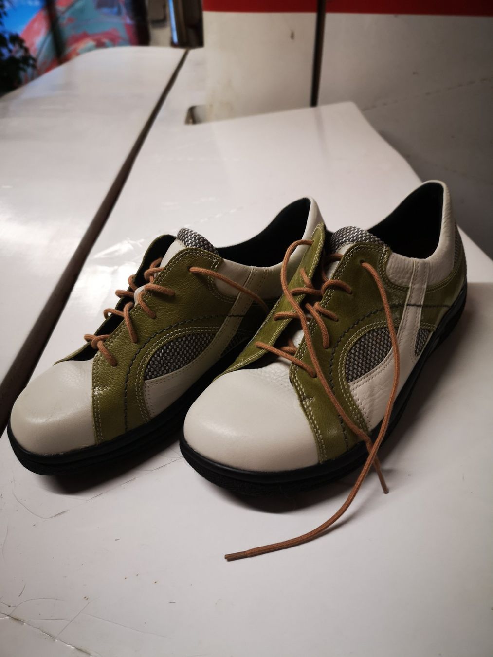 Helvesko Chaussures femmes: Helvesko – Neuf avec emballage d'origine à Möhlin par Highwaytom