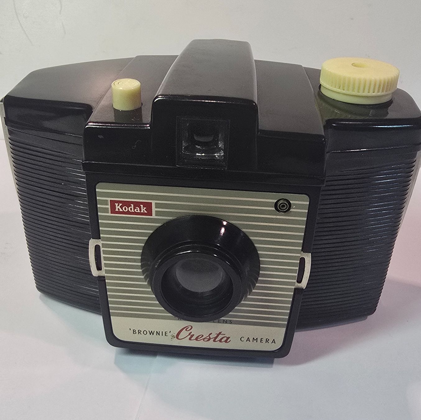 Kodak Fotocamera: Kodak Kamera  Brownie  Cresta – Usato da Ennetbürgen venduto da 50shafali53