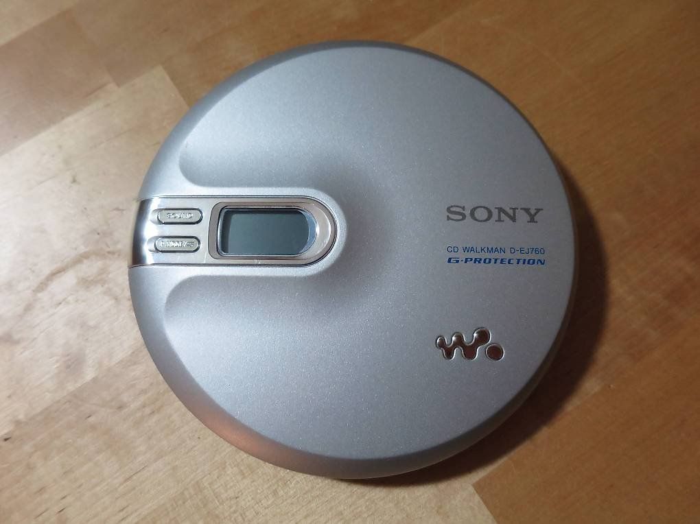 Sony Lettore multimediale portatile: Sony D-EJ760 Silver CD Walkman – Usato da Zürich venduto da 1.Simon